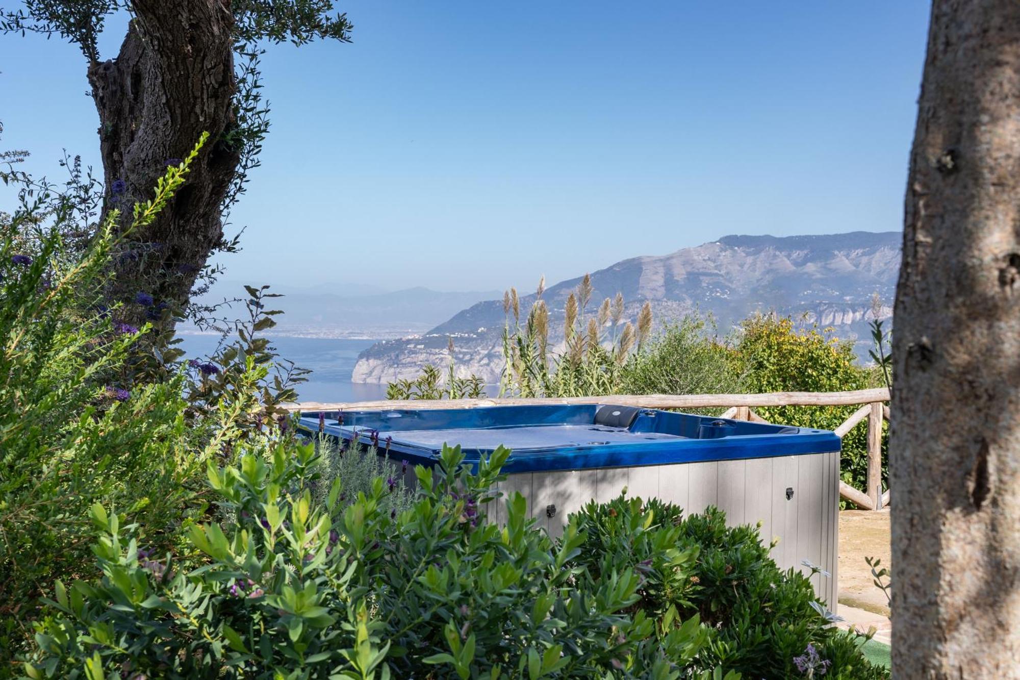Villa Giulia Boutique Views Pool And Guest Services Sorrente Extérieur photo