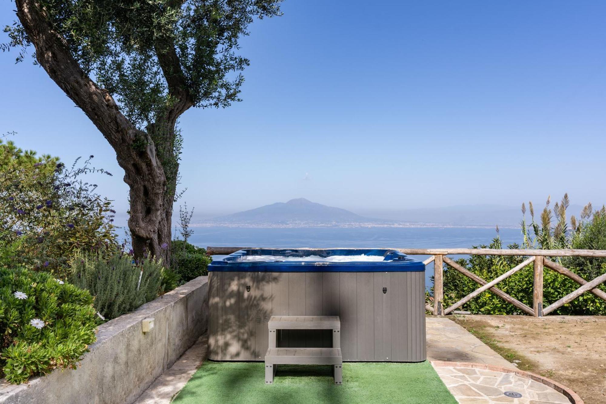 Villa Giulia Boutique Views Pool And Guest Services Sorrente Extérieur photo
