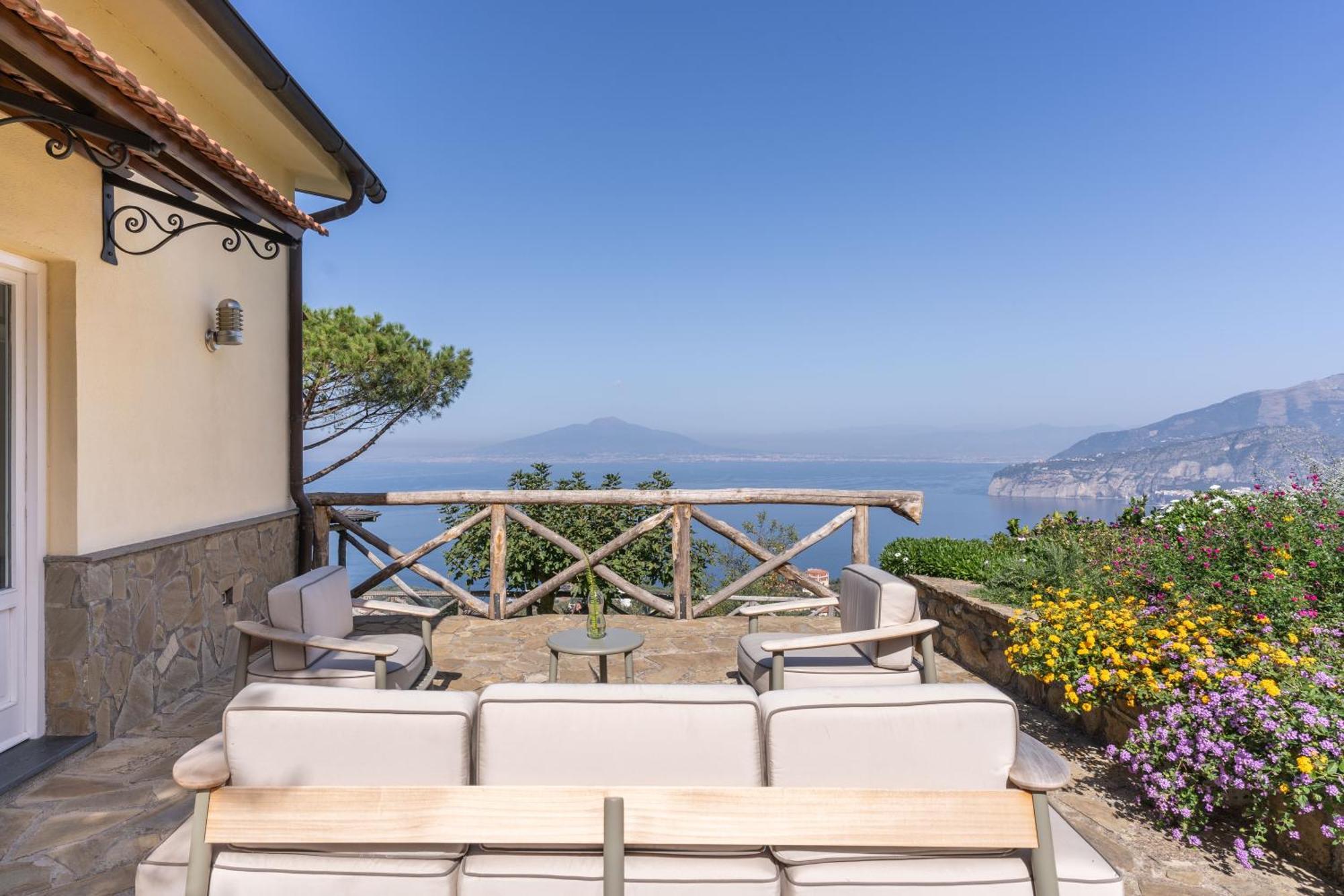 Villa Giulia Boutique Views Pool And Guest Services Sorrente Extérieur photo